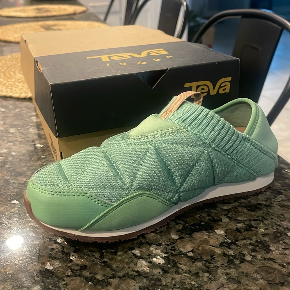 Teva Slip On
